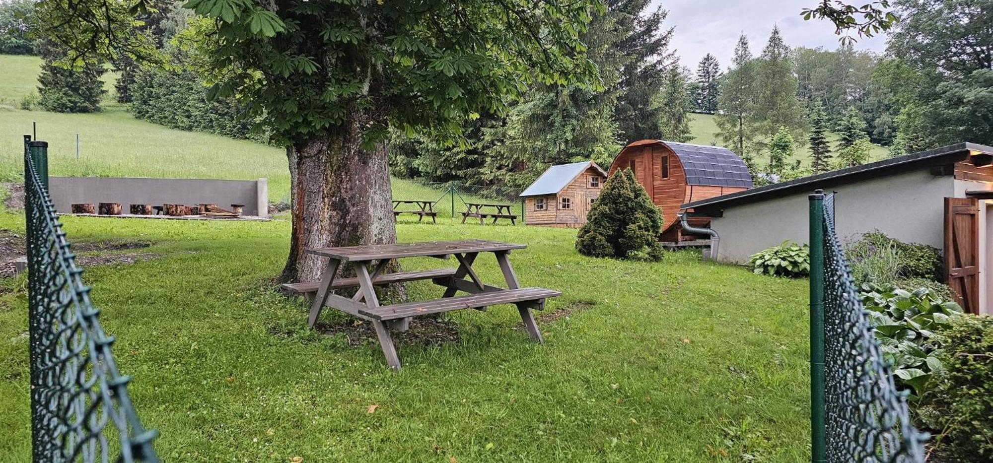 Apartmany Na Sjezdovce Sedloňov Exteriör bild
