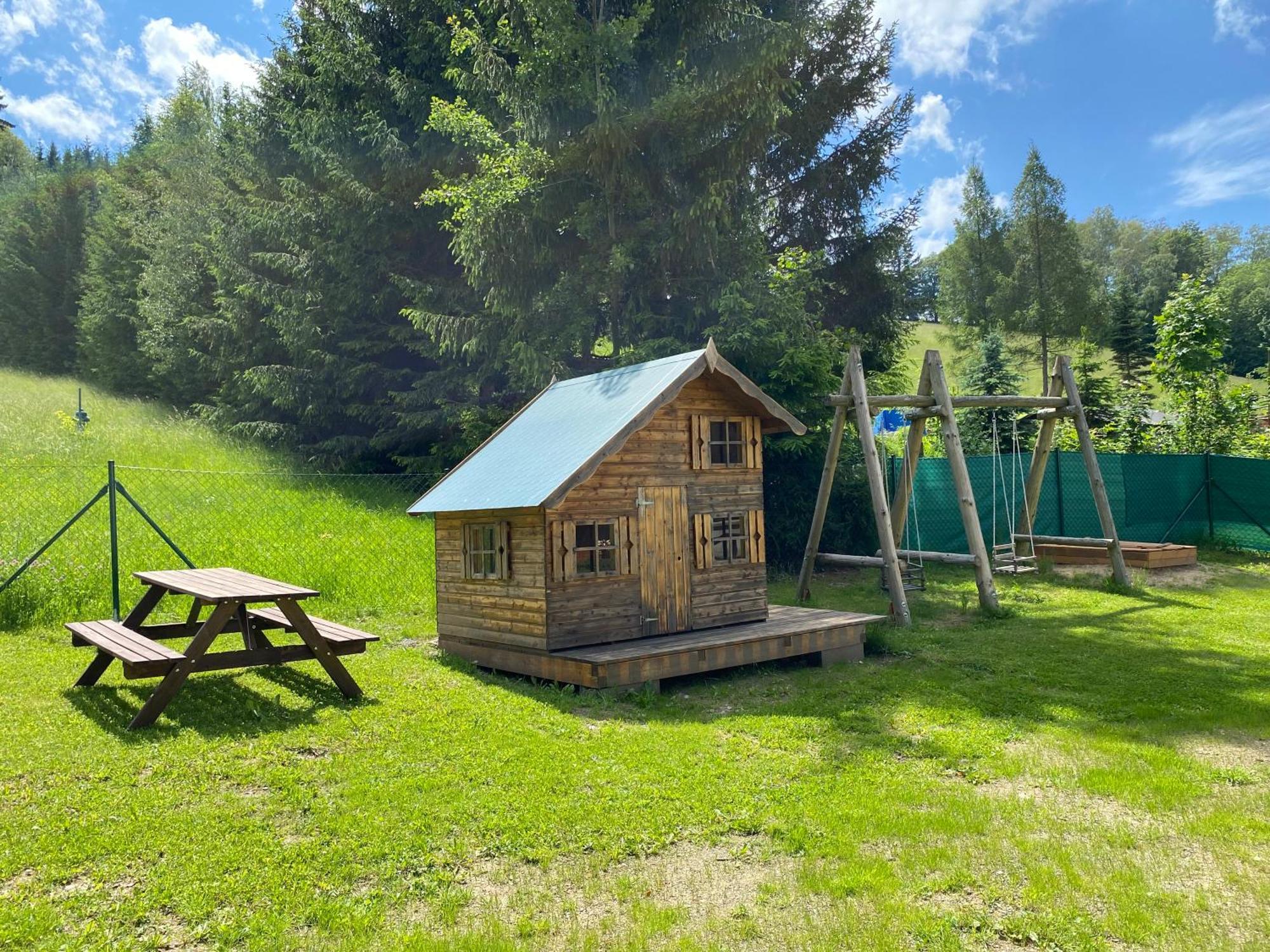 Apartmany Na Sjezdovce Sedloňov Exteriör bild